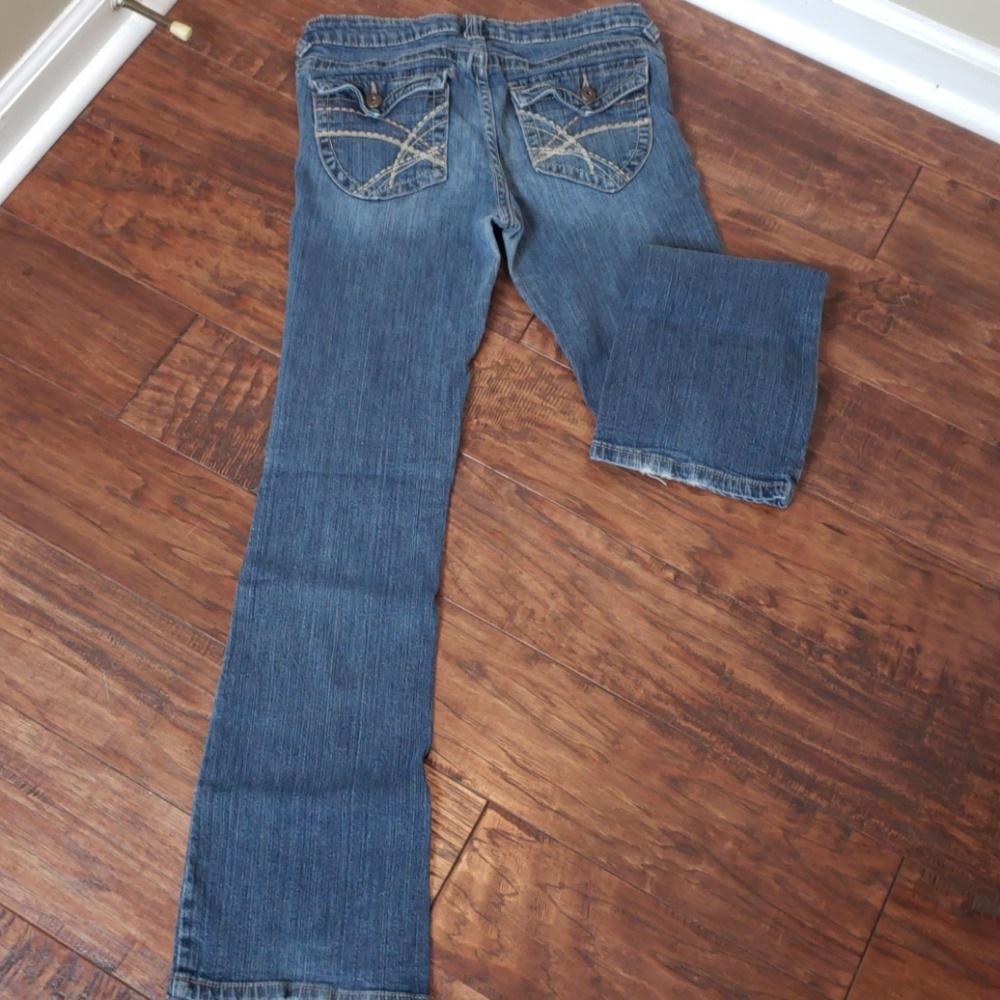 Blue Jean - Picture 2 of 2